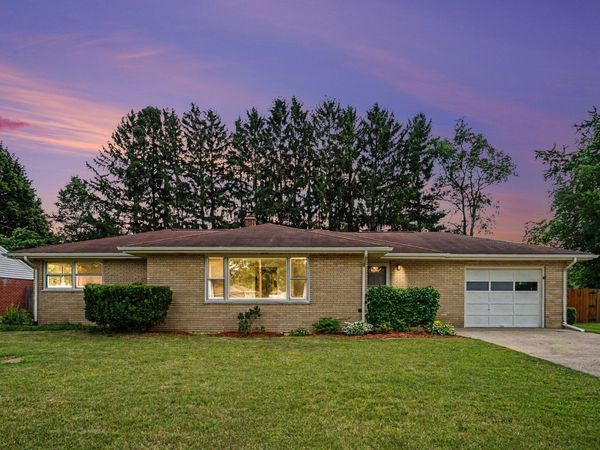 1328 Applecroft Avenue, Portage, MI 49002