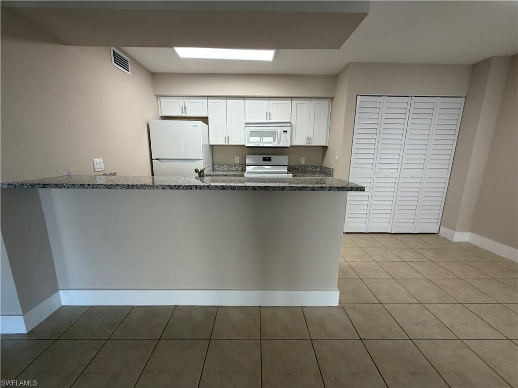 5317 Summerlin Rd , Unit 1702, Fort Myers, FL 33919 Photo