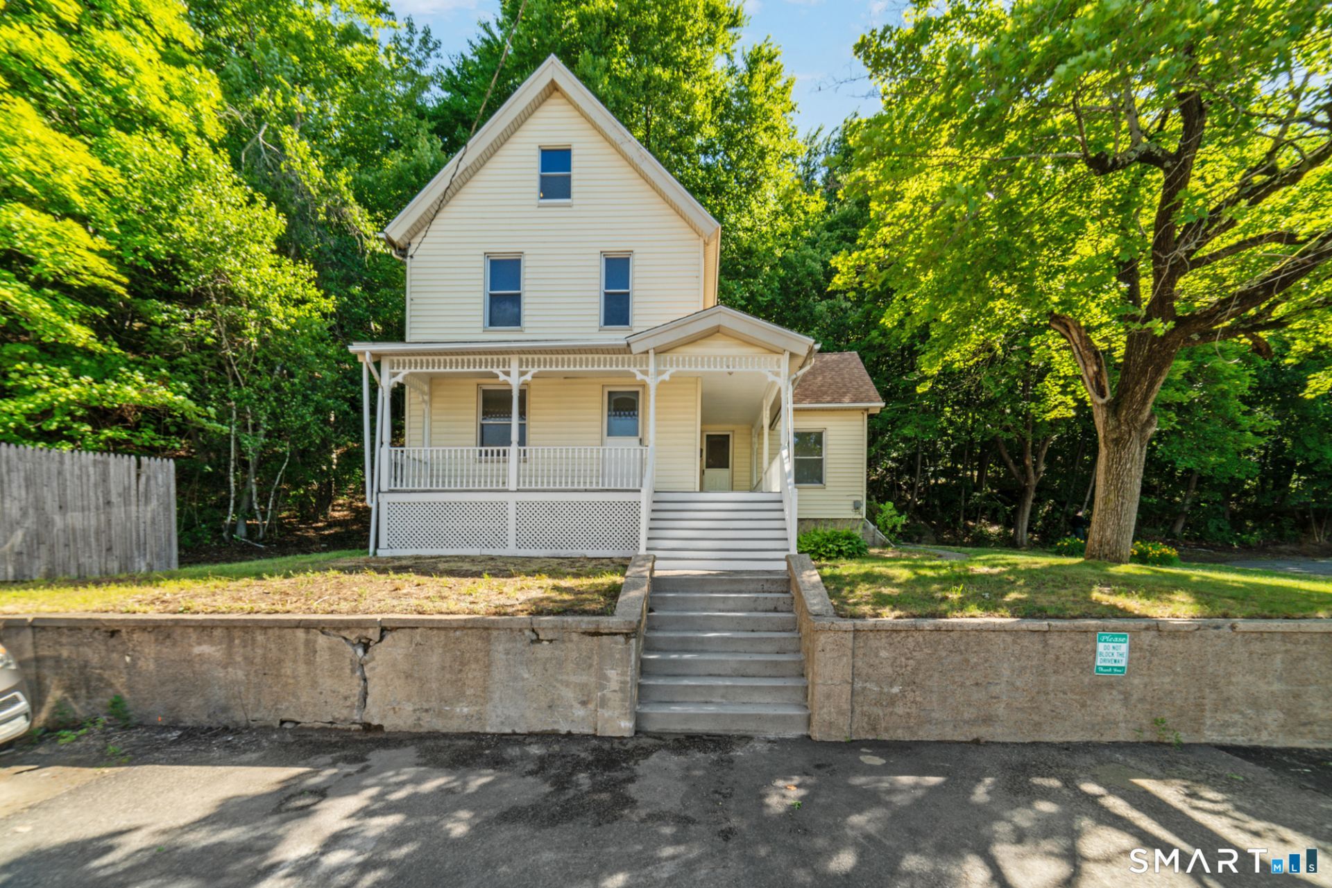 29 Sprague, Waterbury, CT 06704 Main Photo