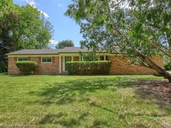 3634 South Boulevard, Bloomfield Hills, MI 48304