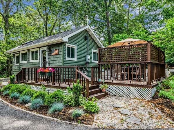 356 Oakleigh Avenue , Unit 16, Baiting Hollow, NY 11933