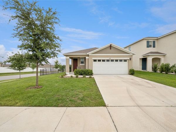 2698 ROWAN STREET , TAVARES, FL 32778