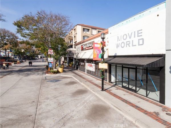 212 N San Fernando Boulevard, Burbank, CA 91502