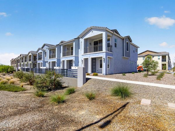 8149 E PETUNIA Avenue, Unit 1103, Mesa, AZ 85212