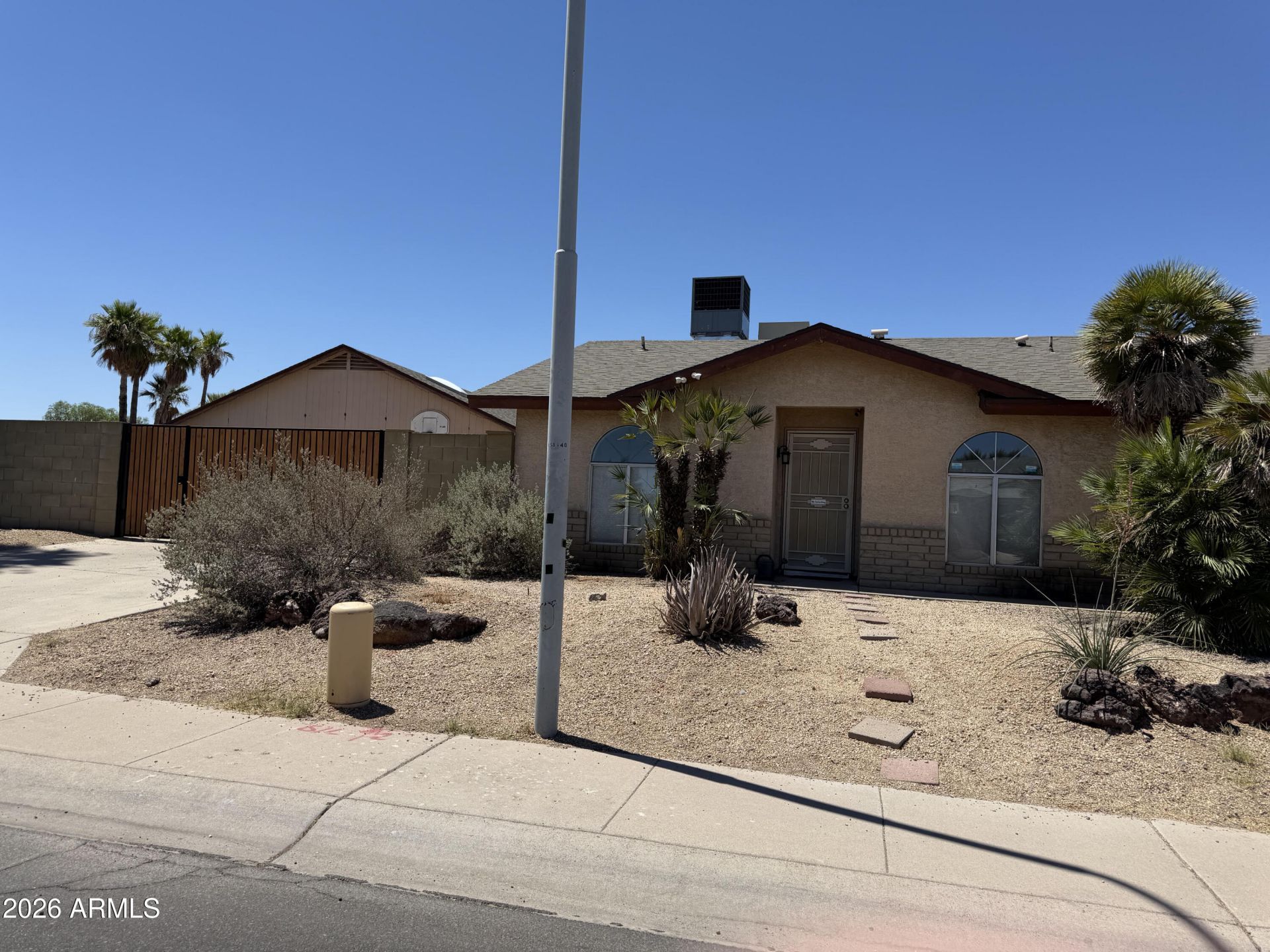 8659 W Earll Drive W, Phoenix, AZ 85037 Main Photo