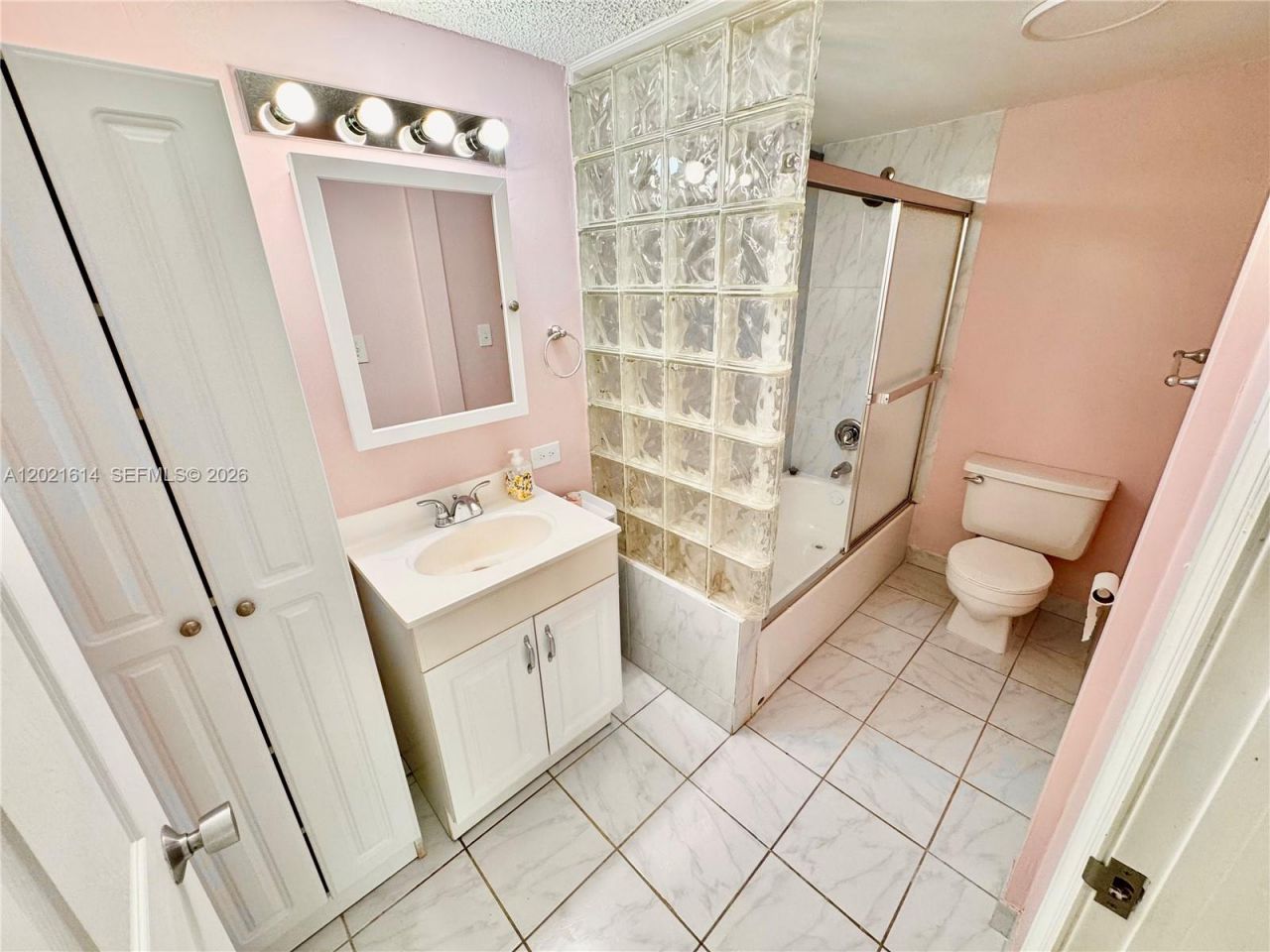 17011 N Bay Rd, Unit 117, Sunny Isles Beach, FL 33160 Photo