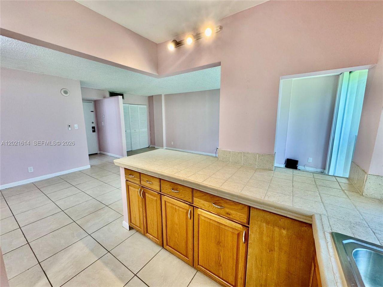 17011 N Bay Rd, Unit 117, Sunny Isles Beach, FL 33160 Photo