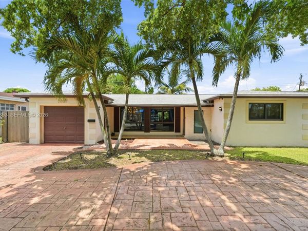 7953 Venetian St , Miramar, FL 33023