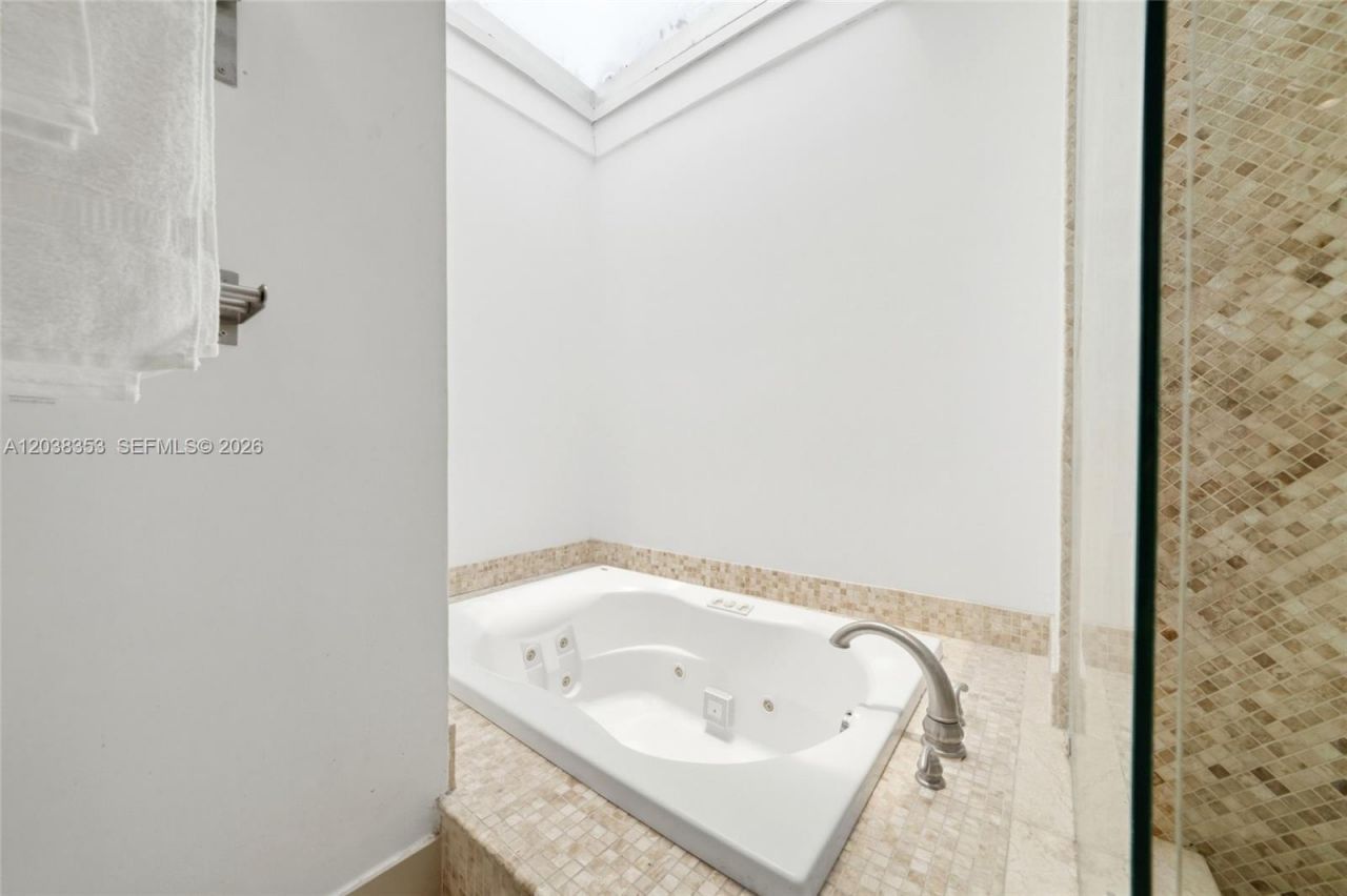 7953 Venetian St, Miramar, FL 33023 Photo