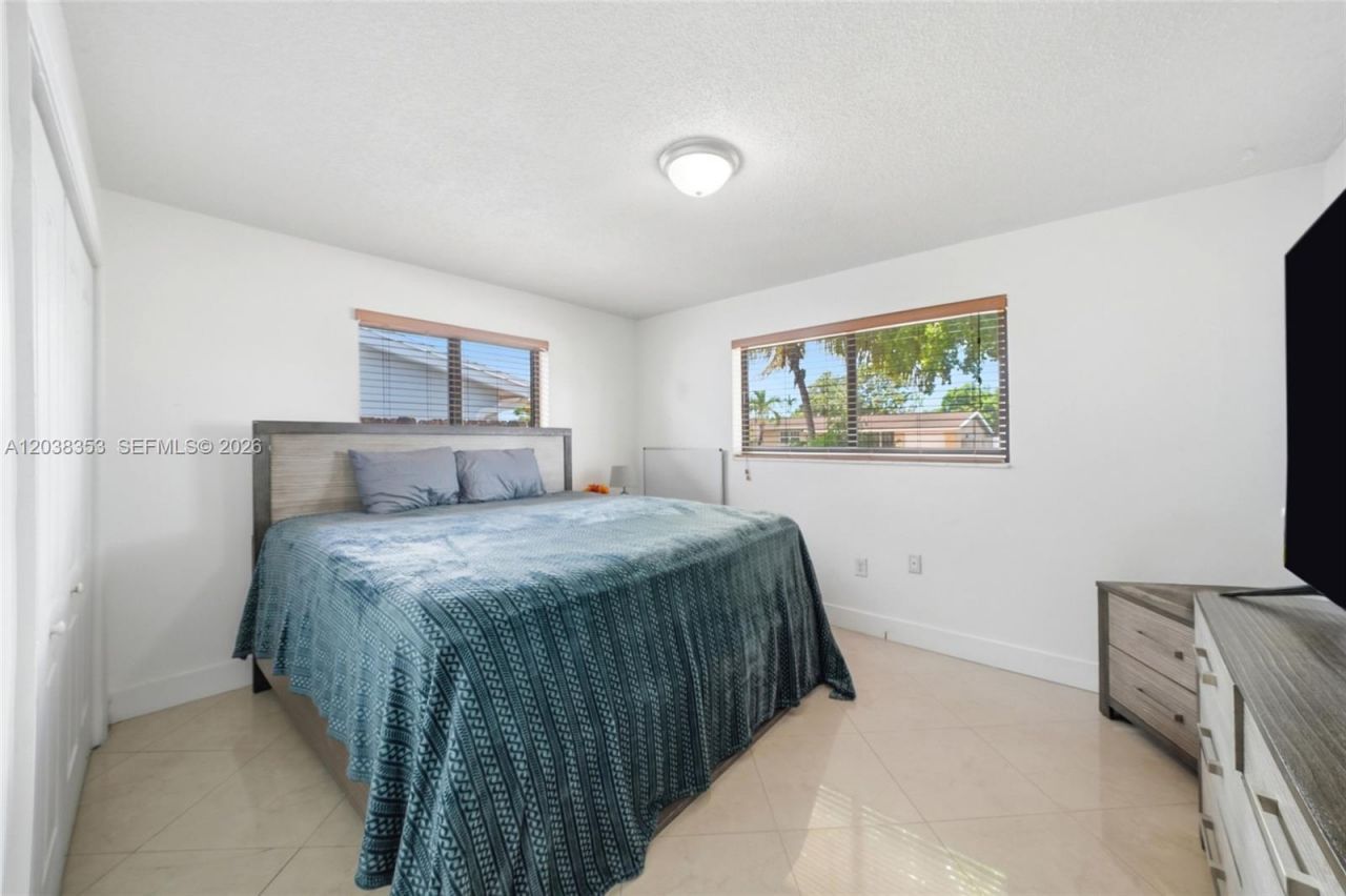7953 Venetian St, Miramar, FL 33023 Photo