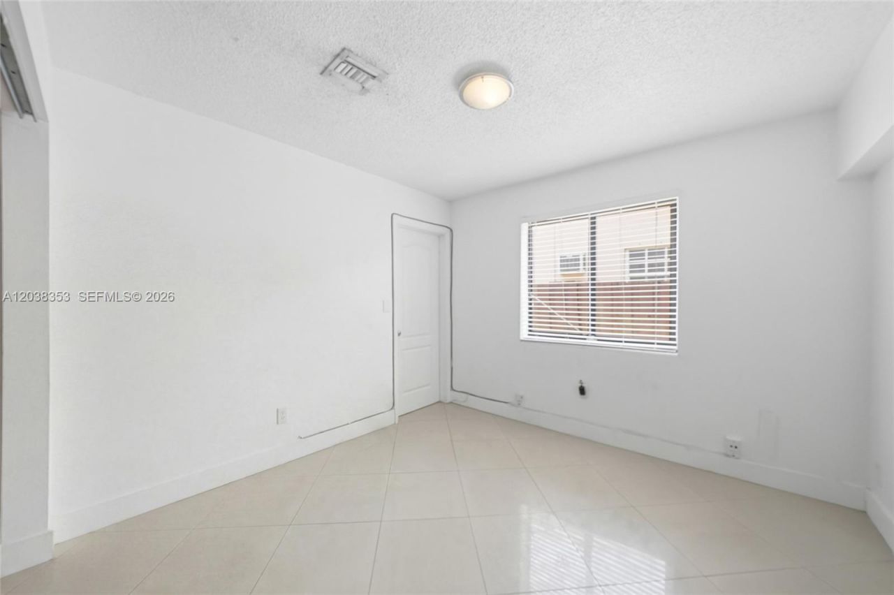 7953 Venetian St, Miramar, FL 33023 Photo
