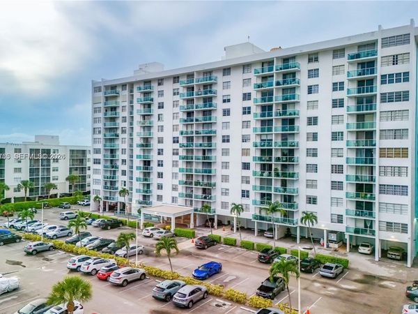 2841 NE 163rd St , Unit 704, North Miami Beach, FL 33160