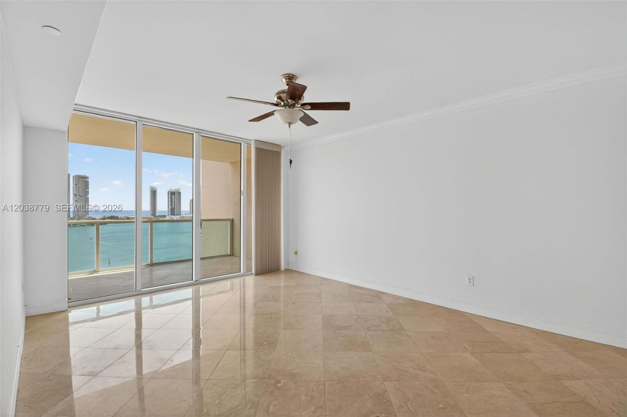 3330 NE 190th St , Unit 1611, Aventura, FL 33180 Photo