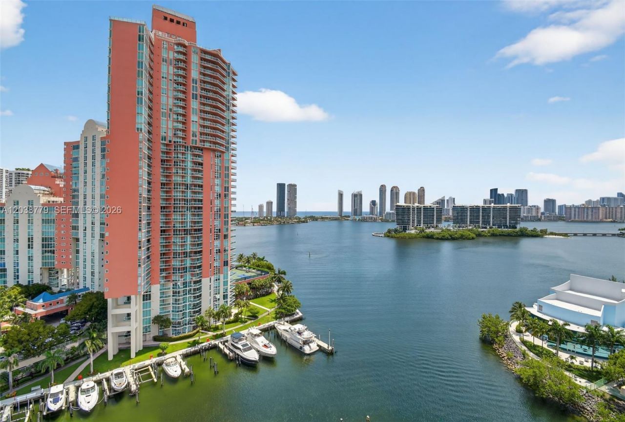 3330 NE 190th St , Unit 1611, Aventura, FL 33180 Photo