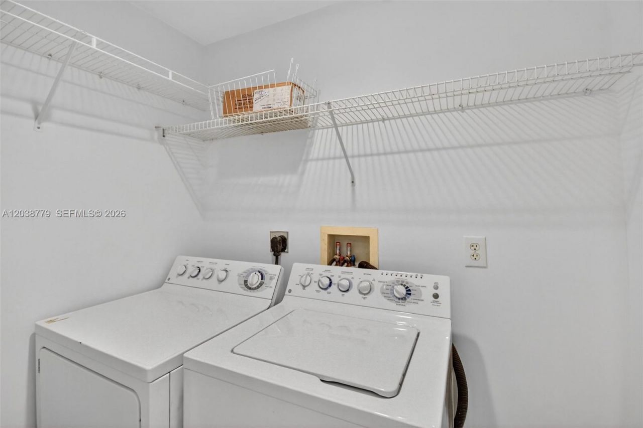 3330 NE 190th St , Unit 1611, Aventura, FL 33180 Photo