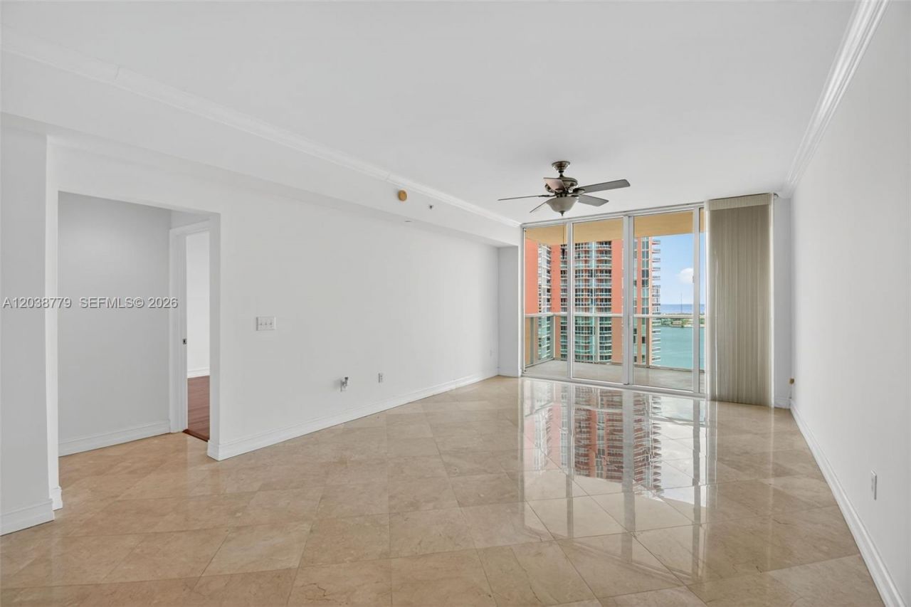 3330 NE 190th St , Unit 1611, Aventura, FL 33180 Photo