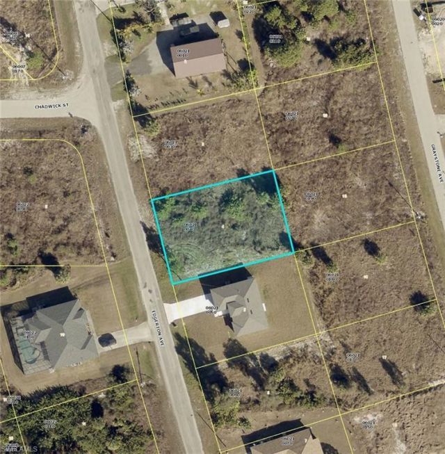 963 Edgerton Ave, Lehigh Acres, FL 33974 Main Photo