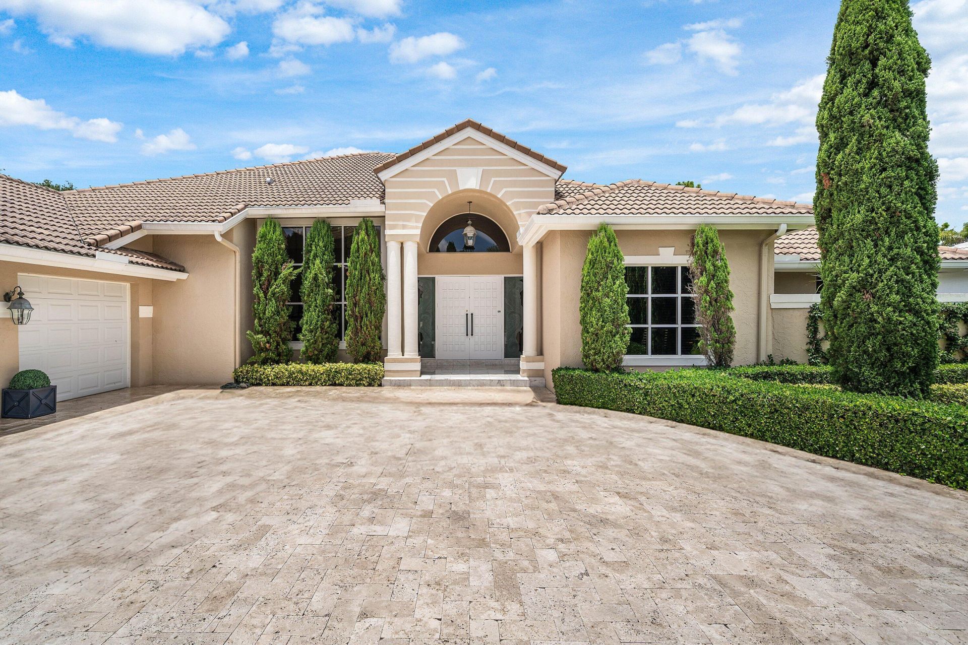 1697 Mayacoo Lakes Boulevard, West Palm Beach, FL 33411 Photo