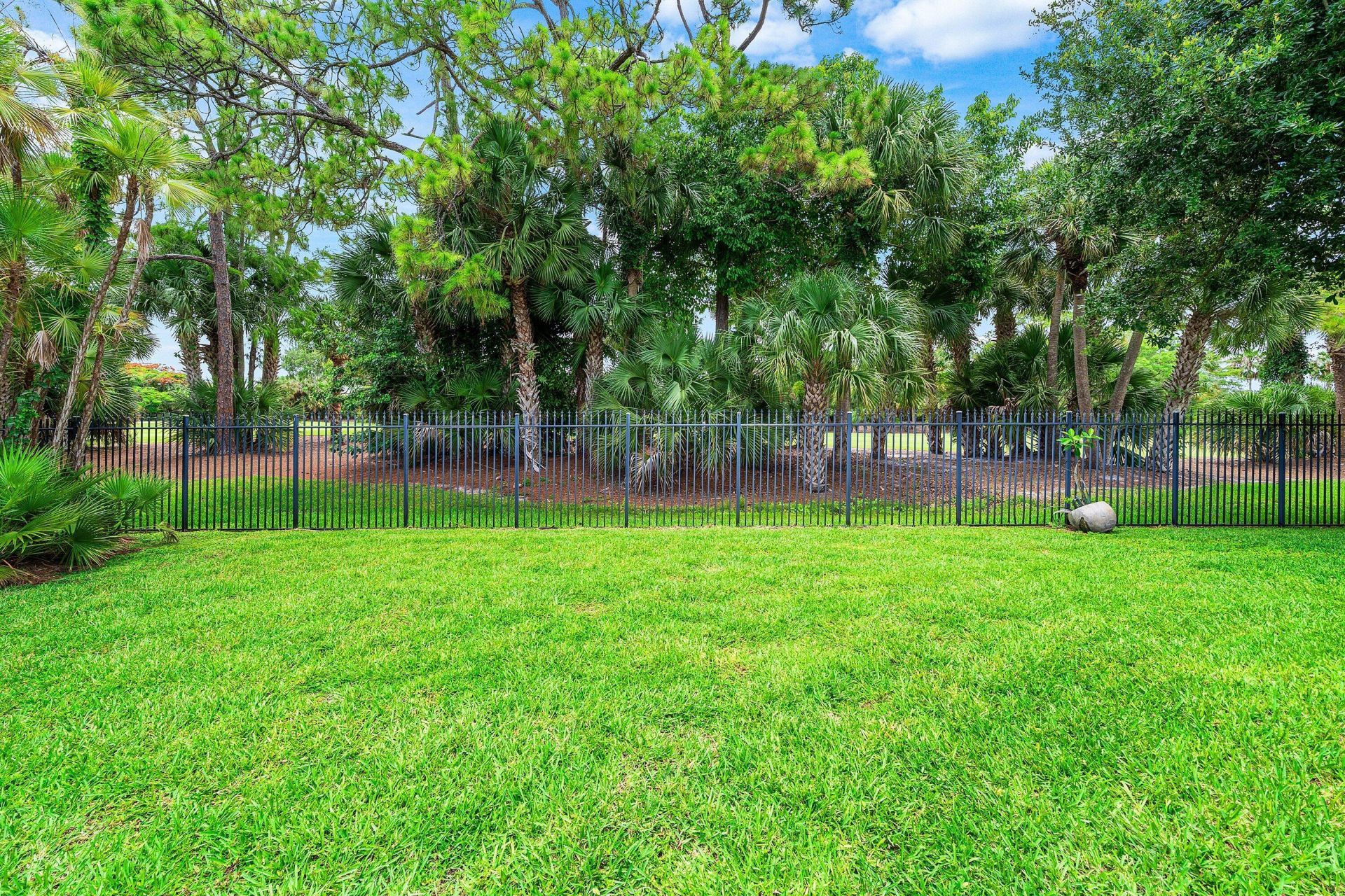 1697 Mayacoo Lakes Boulevard, West Palm Beach, FL 33411 Photo