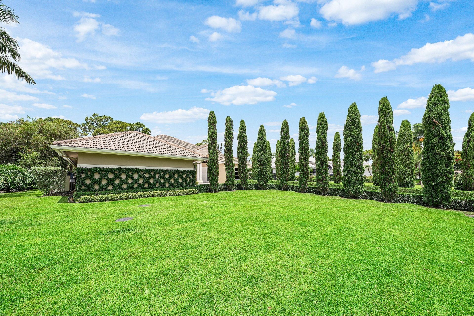 1697 Mayacoo Lakes Boulevard, West Palm Beach, FL 33411 Photo