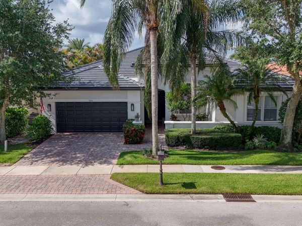 144 Sedona Way, Palm Beach Gardens, FL 33418