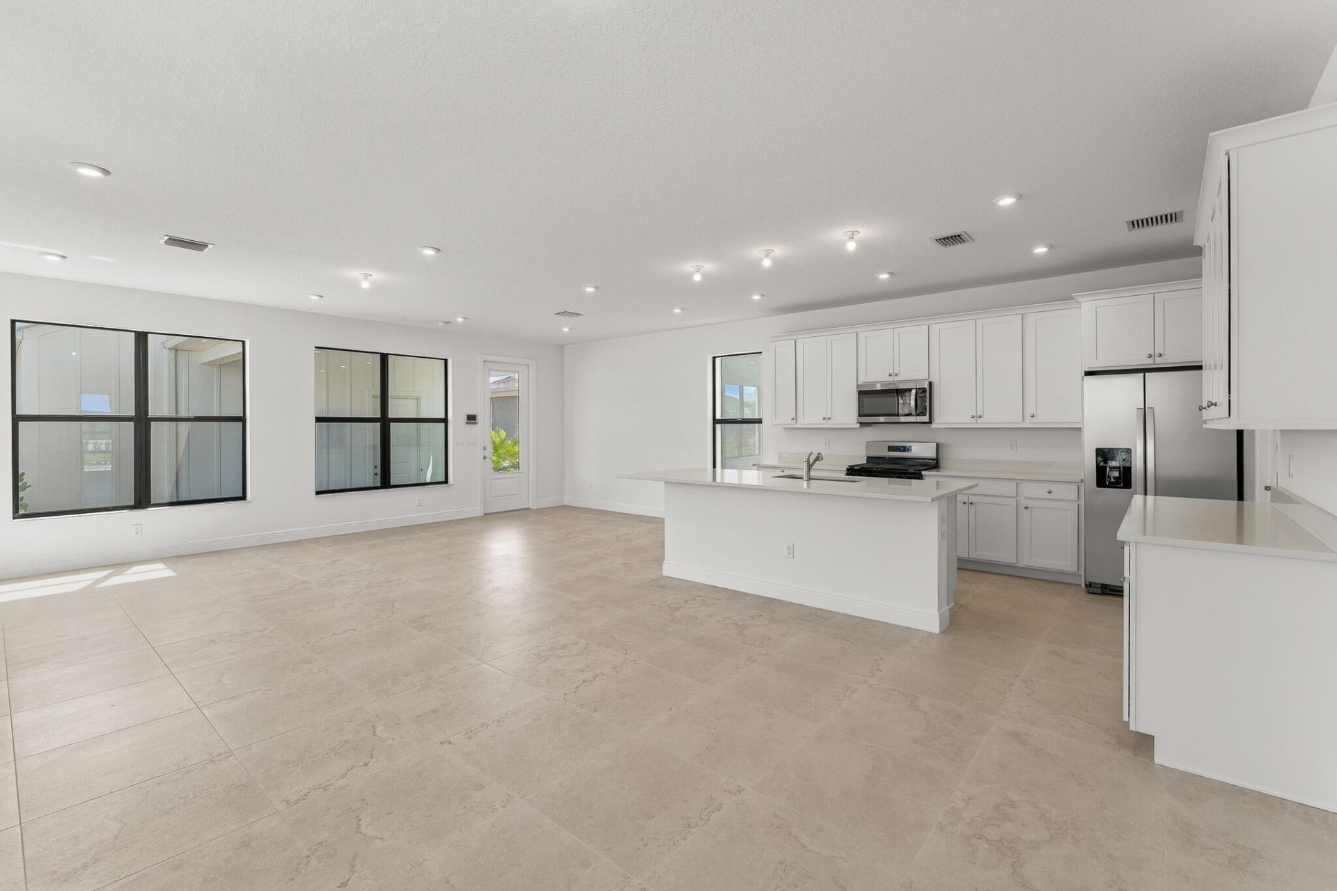 921 SW Newfield Avenue, Palm City, FL 34990 Photo