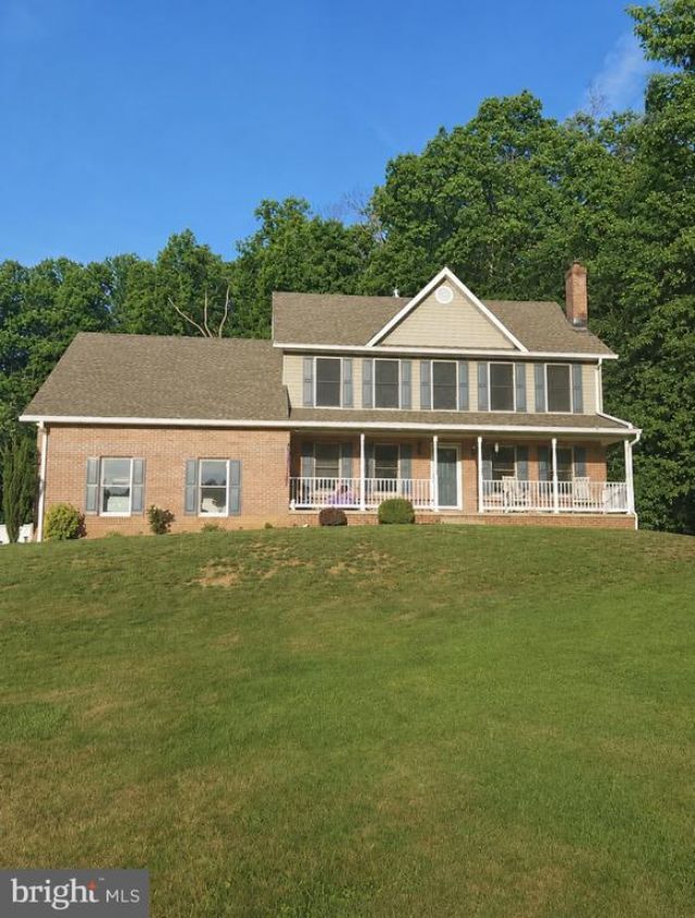 14314 CURVIN DRIVE , STEWARTSTOWN, PA 17363