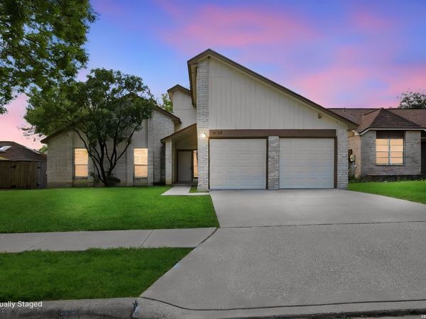 2713 LOCKWOOD LN, Schertz, TX 78154