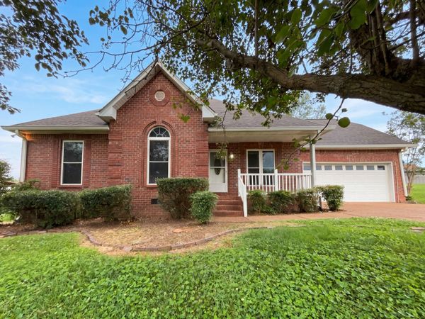 215 Wagoners Way , Westmoreland, TN 37186