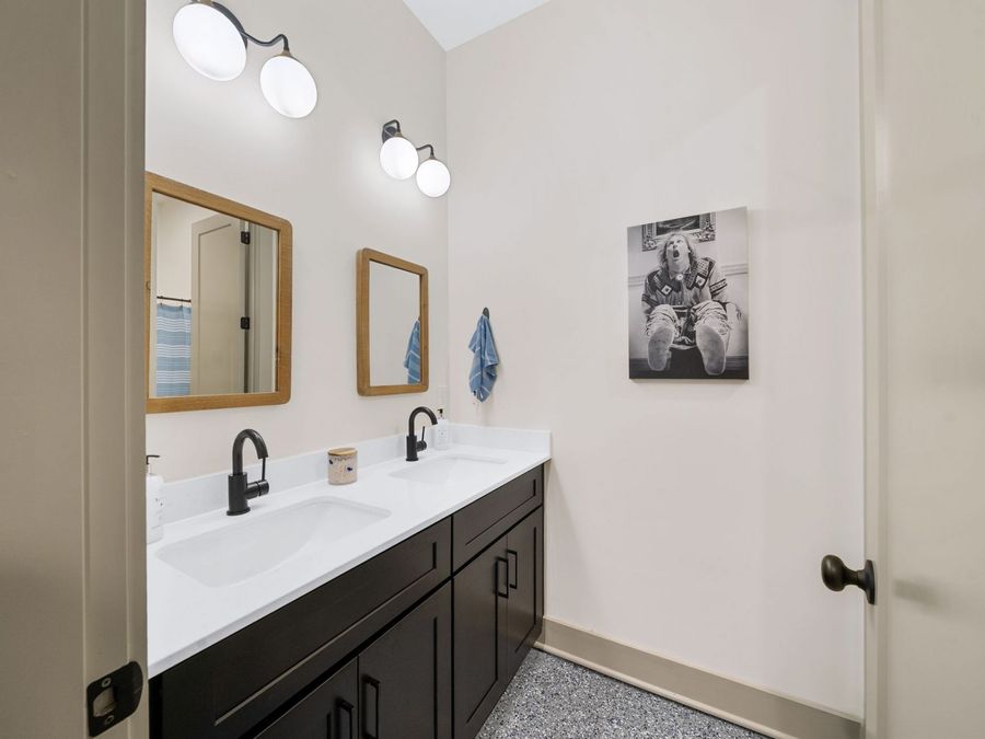 Property Image 59