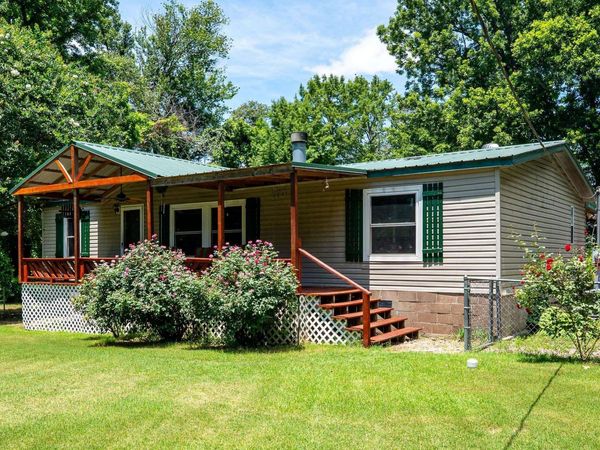 27 Norman Ln, Conway, AR 72032