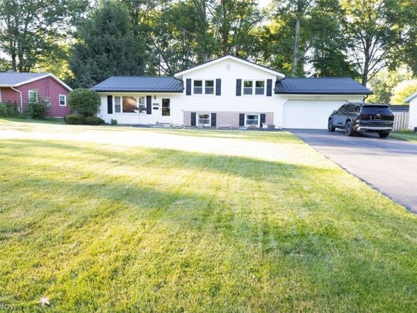 3898 Bryant Drive , Youngstown, OH 44511