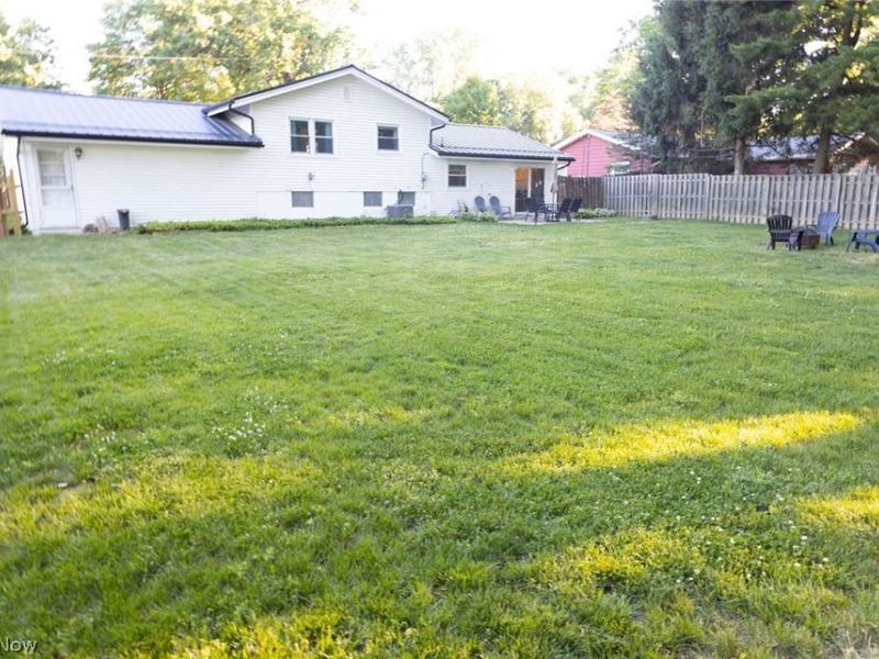 3898 Bryant Drive , Youngstown, OH 44511 Photo 7