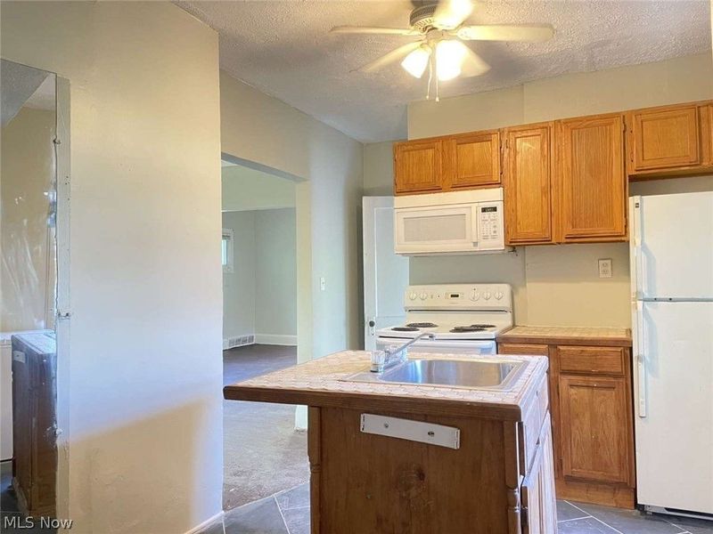 1026 E 148th Street , Cleveland, OH 44110 Photo 8