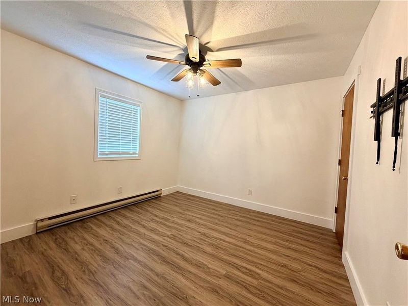 500 Morris Street, Uhrichsville, OH 44683 Photo 8