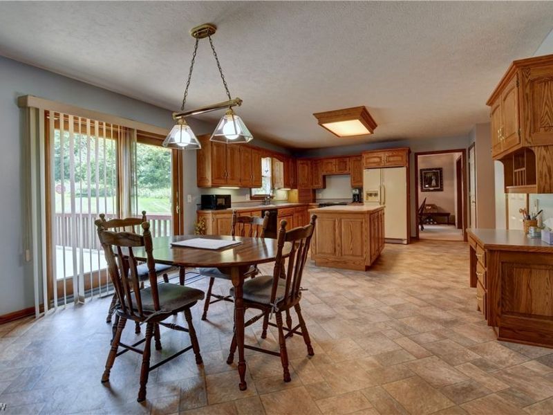 995 Clearview Drive SE, New Philadelphia, OH 44663 Photo 19