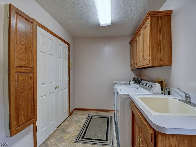 995 Clearview Drive SE, New Philadelphia, OH 44663 Photo 22