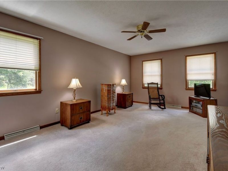 995 Clearview Drive SE, New Philadelphia, OH 44663 Photo 25