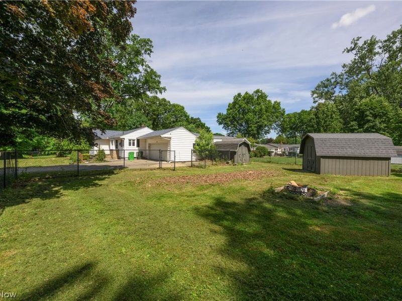 2950 Stanton Avenue NW, Massillon, OH 44647 Photo 4