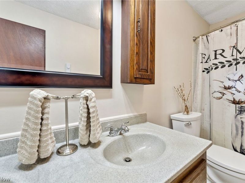 2980 Rosetta Boulevard , Newton Falls, OH 44444 Photo 17