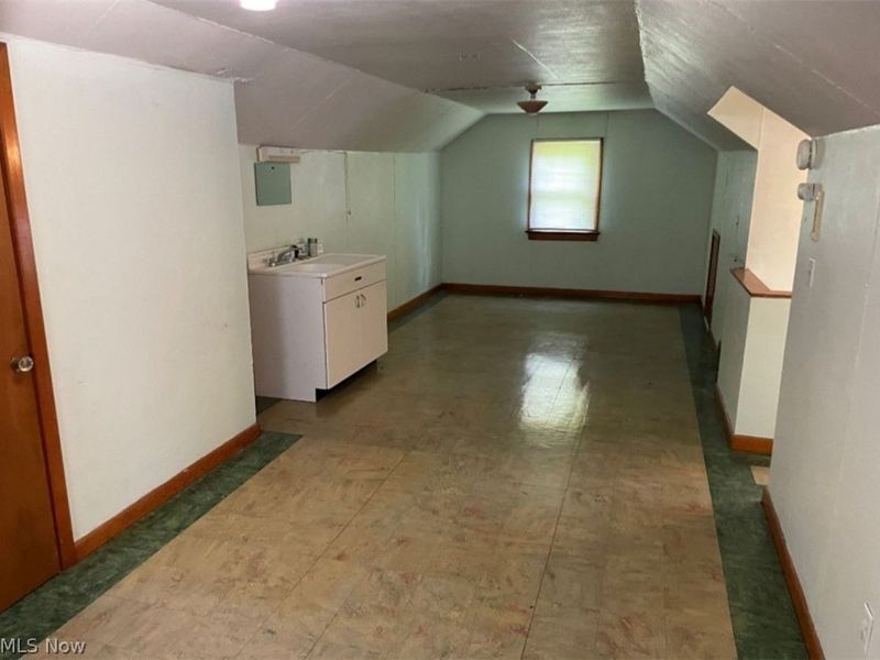 516 Parkcliff Avenue, Youngstown, OH 44511 Photo 17