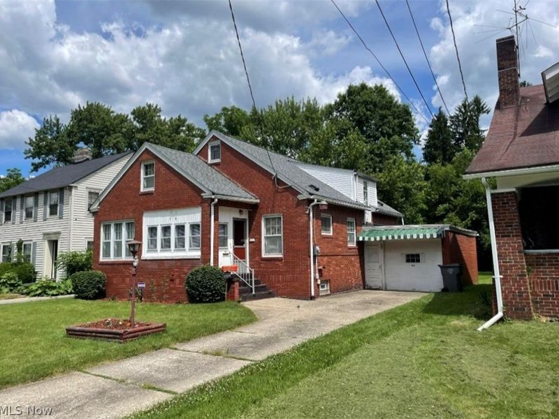 516 Parkcliff Avenue, Youngstown, OH 44511 Photo 2