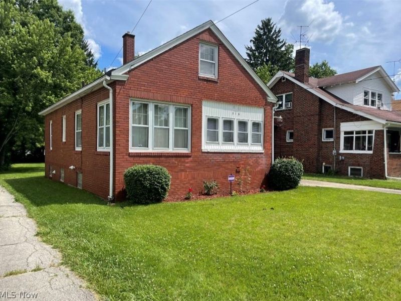 516 Parkcliff Avenue, Youngstown, OH 44511 Photo 4