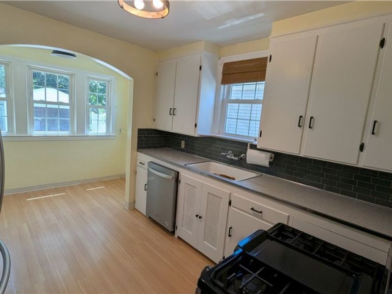 16725 Bradgate Avenue, Cleveland, OH 44111 Photo 11