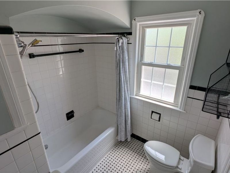 16725 Bradgate Avenue, Cleveland, OH 44111 Photo 14
