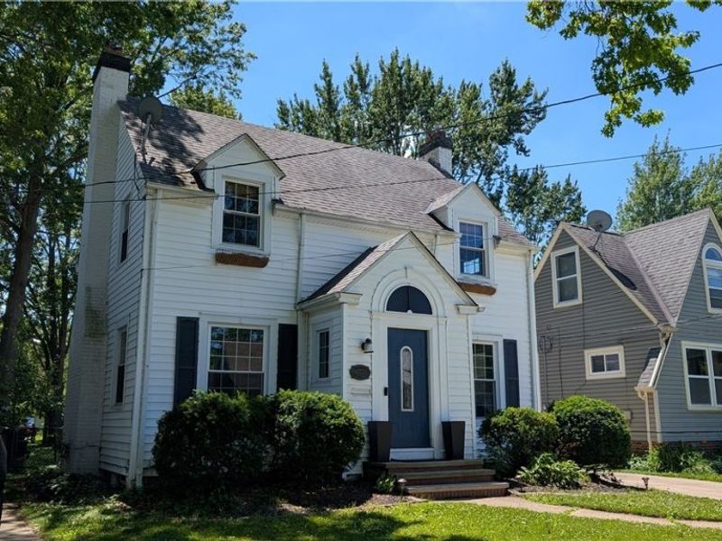 16725 Bradgate Avenue, Cleveland, OH 44111 Photo 2