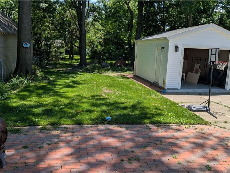 16725 Bradgate Avenue, Cleveland, OH 44111 Photo 23