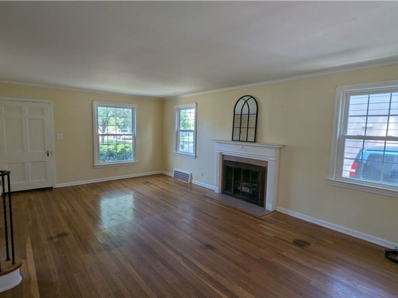 16725 Bradgate Avenue, Cleveland, OH 44111 Photo 6
