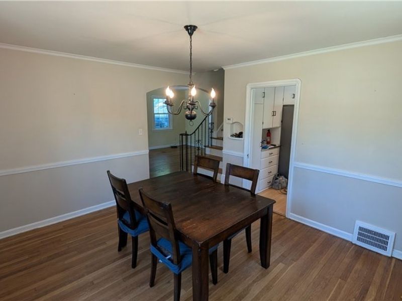 16725 Bradgate Avenue, Cleveland, OH 44111 Photo 9