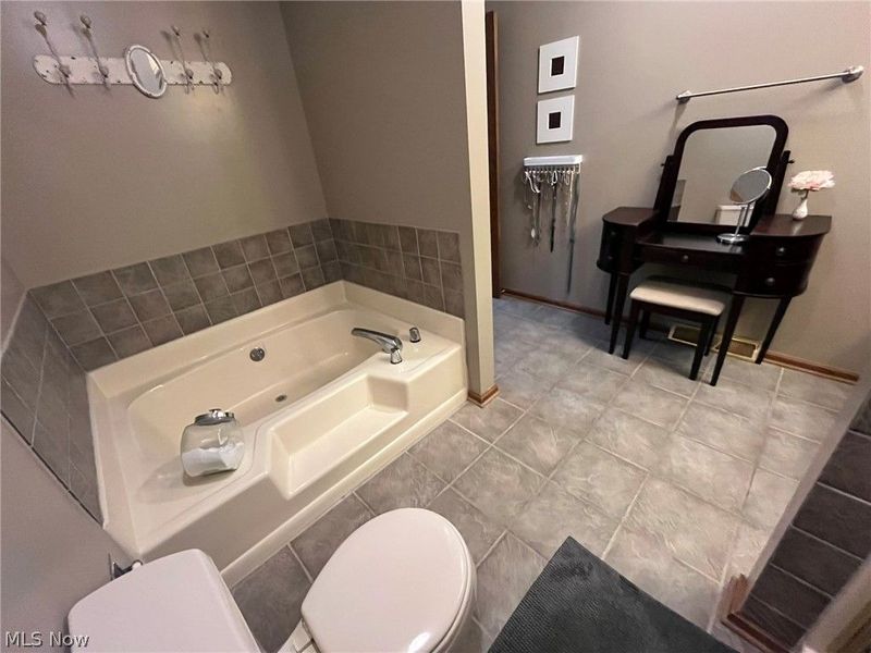 1158 Stonecrest Drive , Tallmadge, OH 44278 Photo 19